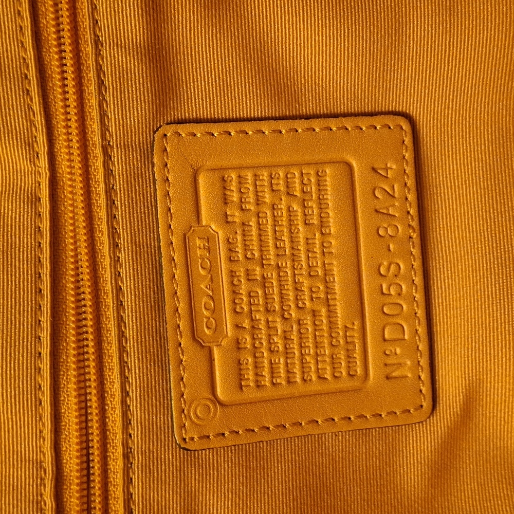 Pink Coach Bag - Picture 3 of 4